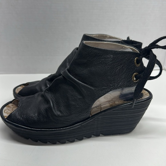 Fly London Yame Wedges Sandals Platform Peep Toe Lace Up Black EU 39 US 8 - 8.5 - Picture 1 of 9